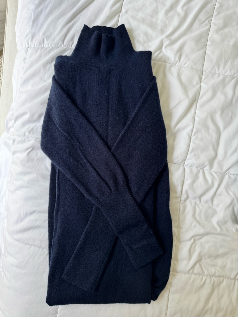 Quince Dark Navy Cashmere Blend Turtleneck Sweater
